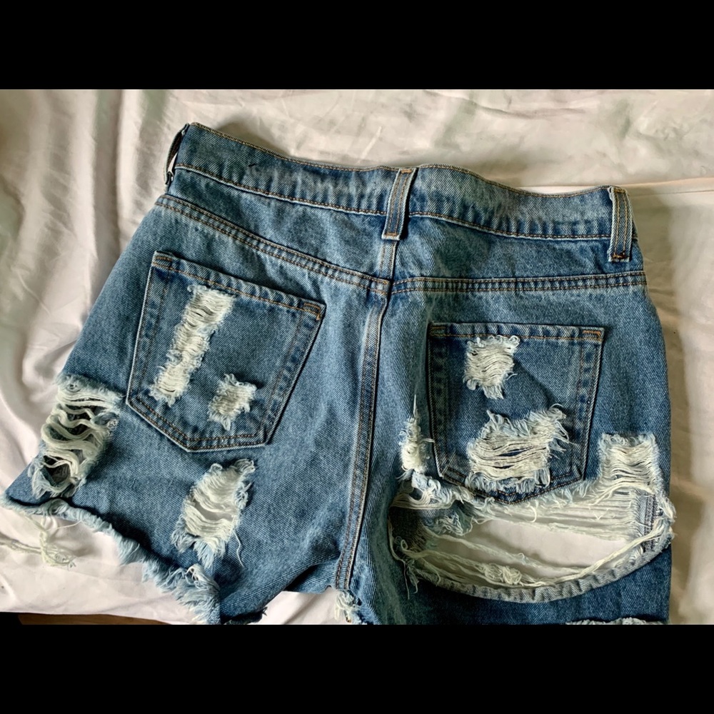 Ripped denim shorts